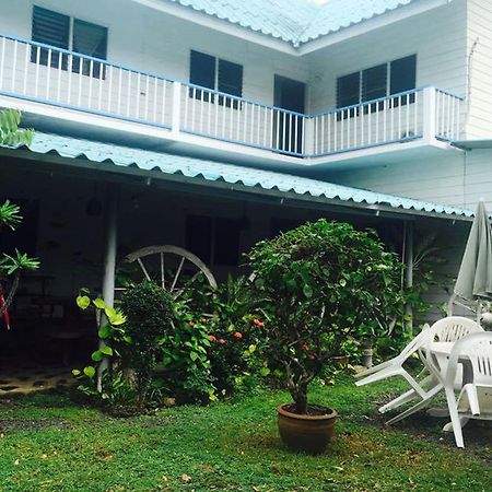 P.California Inter Hostel Nang Rong Экстерьер фото