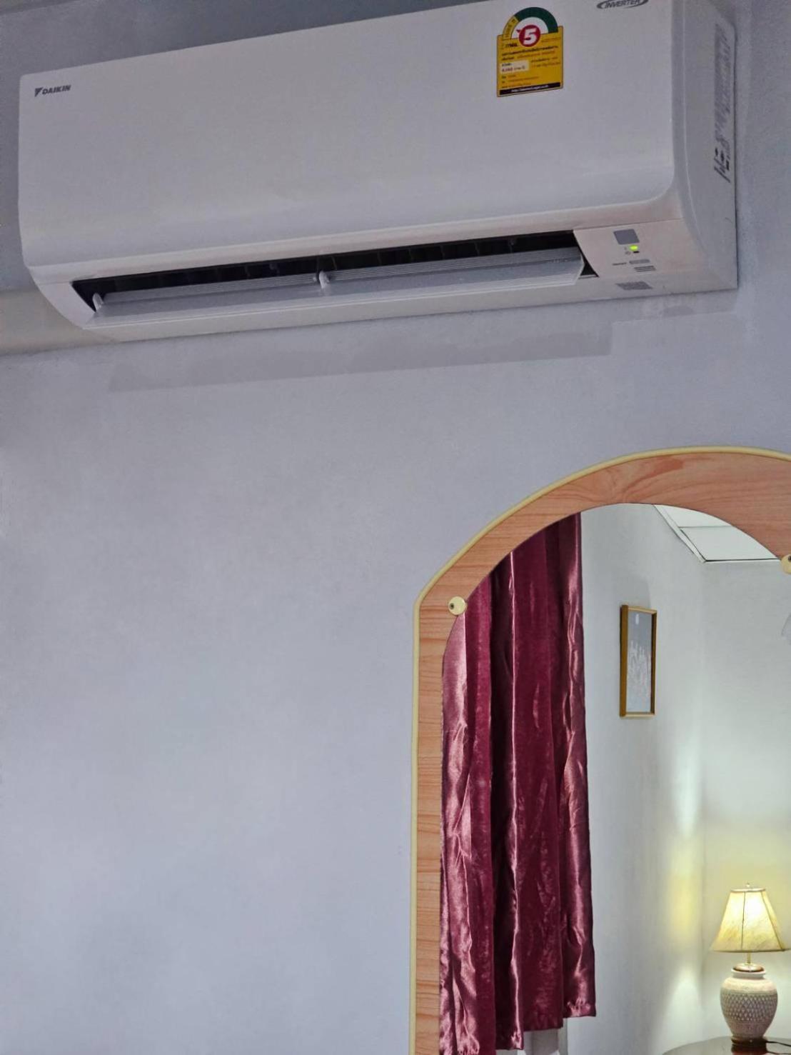 P.California Inter Hostel Nang Rong Экстерьер фото
