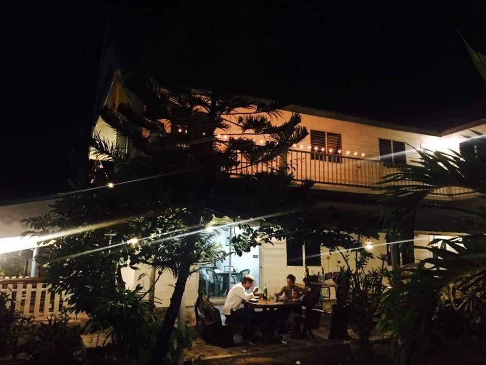 P.California Inter Hostel Nang Rong Экстерьер фото